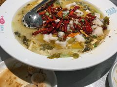 -姚姚酸菜鱼·金戈戈香港豉油鸡(喜荟城联名店)