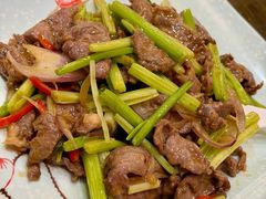 芹菜炒牛肉-抱德·潮汕味(琶洲店原惠城鱼仔)