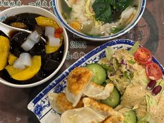 -长人馄饨铺(解放街店)