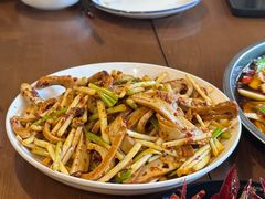 -邱金小炒·30 年盐帮江湖菜(自贡店)