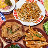 真别说，这家火锅店光是甜品就太吸引人了