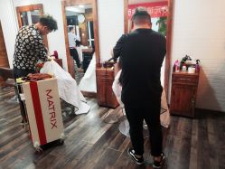 -爱美丽科技美肤中心