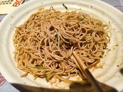 -肥肥虾庄·金牌油焖大虾(杨园滨江时代walk店)