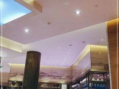 -华邑酒店·鲜艳全日自助餐厅