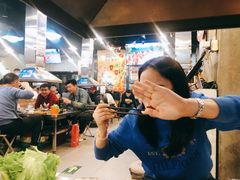 -马路牙子烧烤音乐酒馆(望京店)