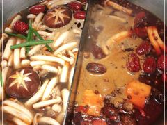 -湊湊火锅·茶憩(打浦桥日月光店)