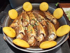 -五谷丰登农家院·地道胶东菜·海鲜烧烤(威海店)