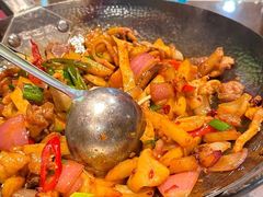-富正毅三下锅(体育馆店)