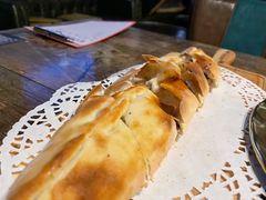 特色纯牛肉奶酪披萨-Mevlana梅夫娜土耳其餐厅·清真