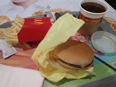 -麦当劳(卫星广场店)