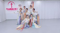 -艺佳舞蹈培训学校