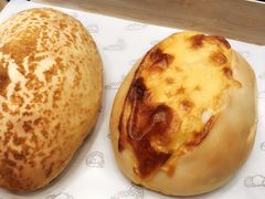 咸蛋黄芋泥包-喜茶(深圳福田星河COCO Park店)