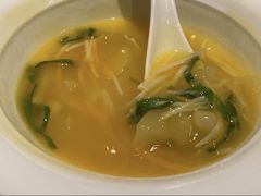 酸辣汤花胶-甄御•海鲜新青岛菜(麦岛店)