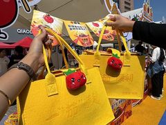-百年港湾奥特莱斯(香炉礁店)