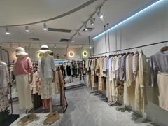 -汇腾天虹(吕厝店)