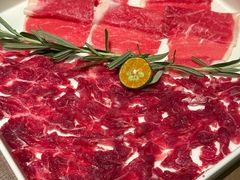 和牛三花趾双拼-蘑界·野生菌火锅(深业上城店)