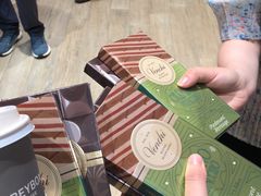 -VENCHI 闻绮(北京国贸商城店)