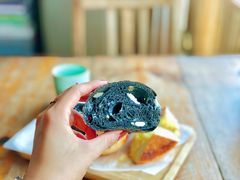 墨鱼芝士-仙峰天然面包(迎宾路店)