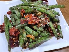 -怡妮新疆风味餐厅(东江湾路店)