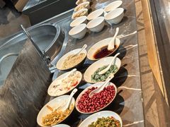 -南郊宾馆·风味自助餐厅·山东十六地市特色菜