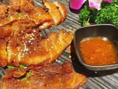 纳西烤山猪-觅山云南菜(泊富ICITY店)