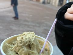-Gelateria Dondoli