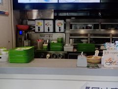 -老乡鸡(滨湖假日店)