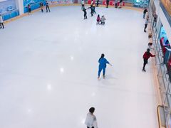 -正佳冰河湾真冰滑冰场