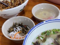 -何太太馄饨面铺(大浒东苑店)