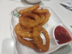 -汤姆家的牛排意面披萨(新城市广场店)