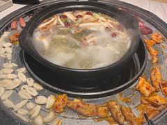 -蚝牛记涮烤牛肉餐厅(滨江国际花园店)