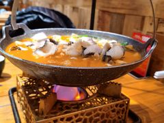 -老滇山寨•云南特色菜•地方菜•民族风情歌舞表演(金碧店)