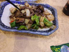 -维吾尔餐厅(宜山路店)