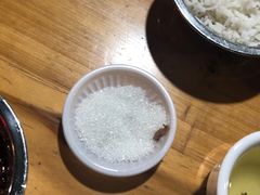 -黄记四更烤乳猪店