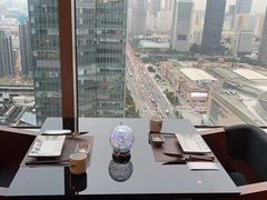 -新鲜特色餐厅(香格里拉大酒店)