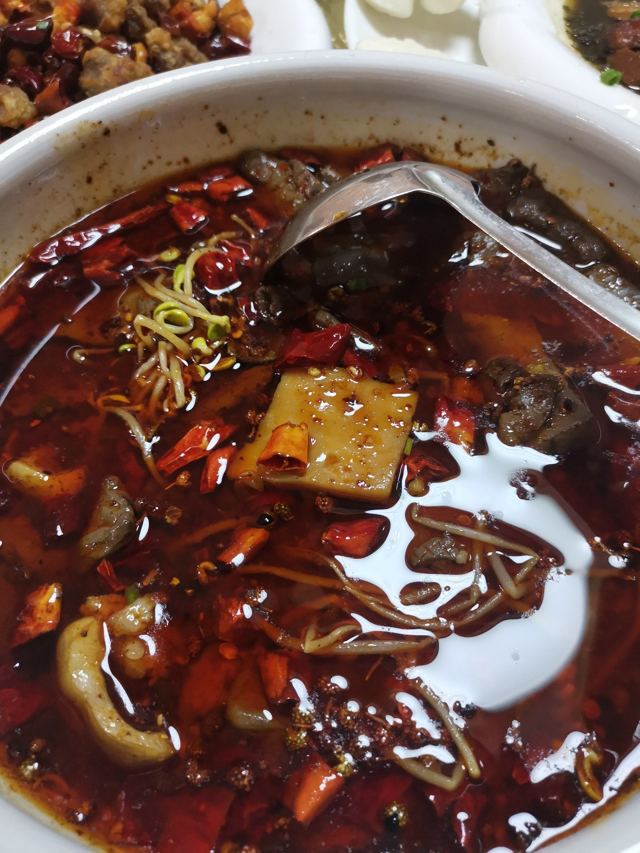 鸿盛酒楼(黄金路店)0652/人81云岩区头桥评论(1)还没有人评论,快来