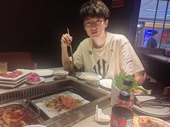 -芝小官毛肚火锅海鲜自助(苏州吴江区万宝店)