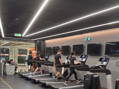 -懒人Club健身(卓越时代广场店)