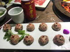 -红九格老火锅(三峡广场店)