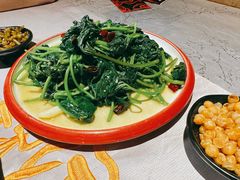 炝炒红薯尖-红辣椒·川菜·火锅(朝外店)