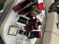 -聚云奢二手奢侈品黄金手表包包回收·中古店(三里屯总店)