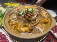-沙胆彪炭炉牛杂煲(上海日月光广场店)