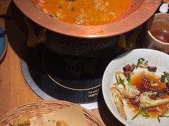 -吃饭皇帝大土家民族菜(正大广场店)
