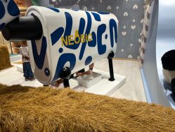 -奈尔宝家庭中心·亲子早教·派对餐厅(北京东坝万达店)