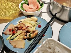 -吉布鲁 牛排海鲜自助(岳塘步步高广场店)