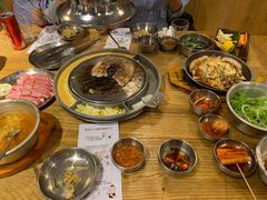 -姜虎东白丁烤肉(虹桥天地店)