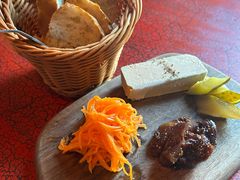 -羽深肉铺 Steak & Wine