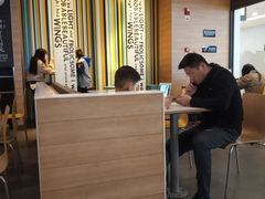 -麦当劳(新世纪环球中心店)