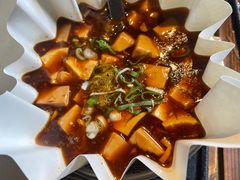 -穹六人间 people 6(岳阳路店)