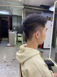 -藤野造型烫发染发